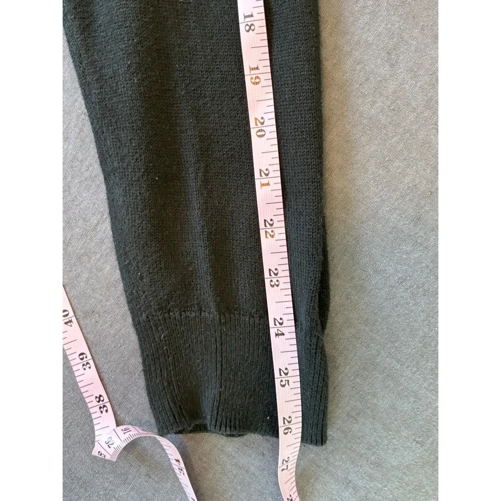 Lacoste V-Neck Sweater Black Mens Size 5 Large Long Sleeve Pullover Knit Logo‎